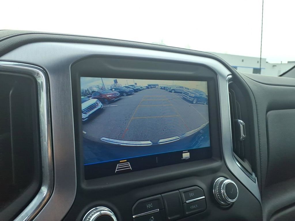 Used 2020 GMC Sierra 1500 Elevation w/ Elevation Value Package image 18