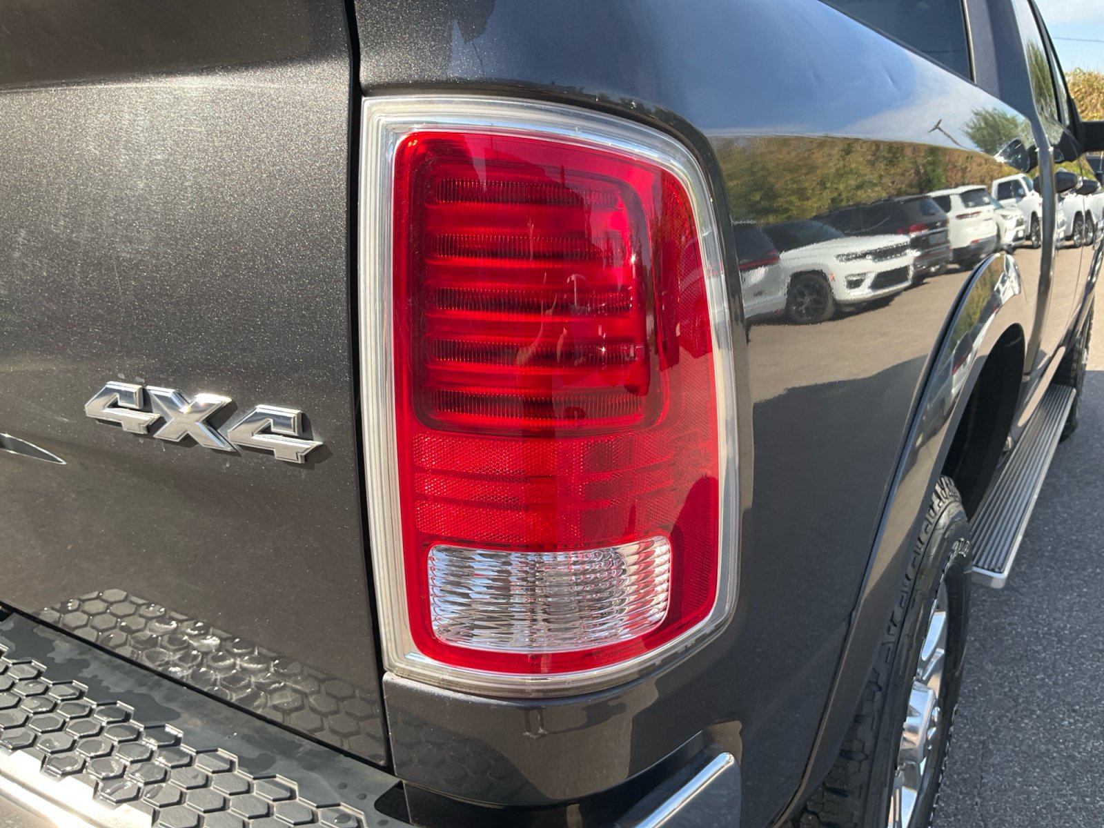 Used 2018 RAM 3500 Laramie AWD/4WD image 33