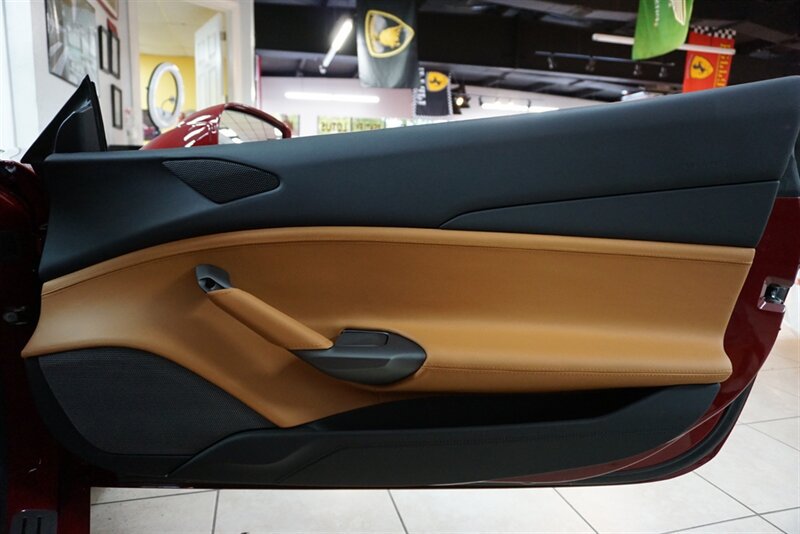 Used 2019 Ferrari 488 GTB RWD image 23