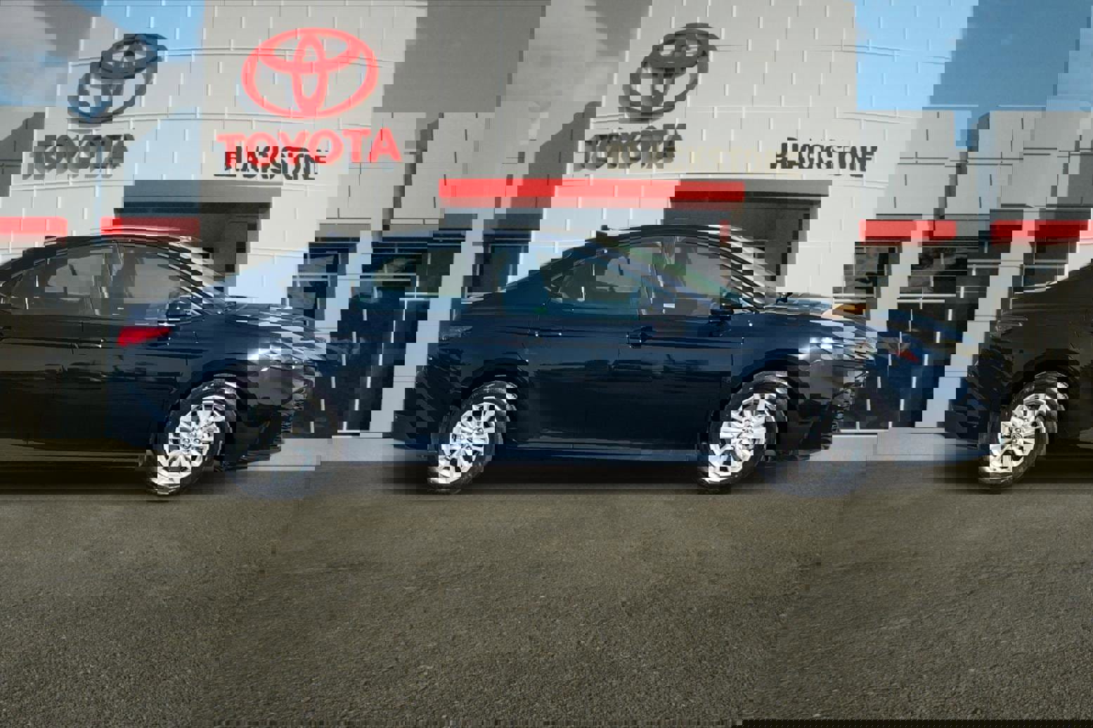 Certified 2025 Toyota Camry LE image 2