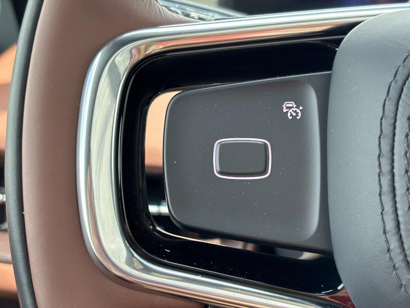 New 2026 Lincoln Navigator Reserve AWD/4WD image 17