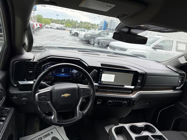 Used 2024 Chevrolet Silverado 1500 LT AWD/4WD image 14