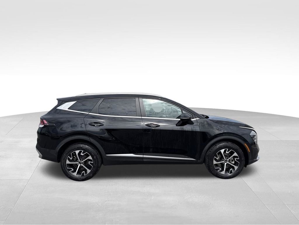 Certified 2024 Kia Sportage EX AWD/4WD image 6
