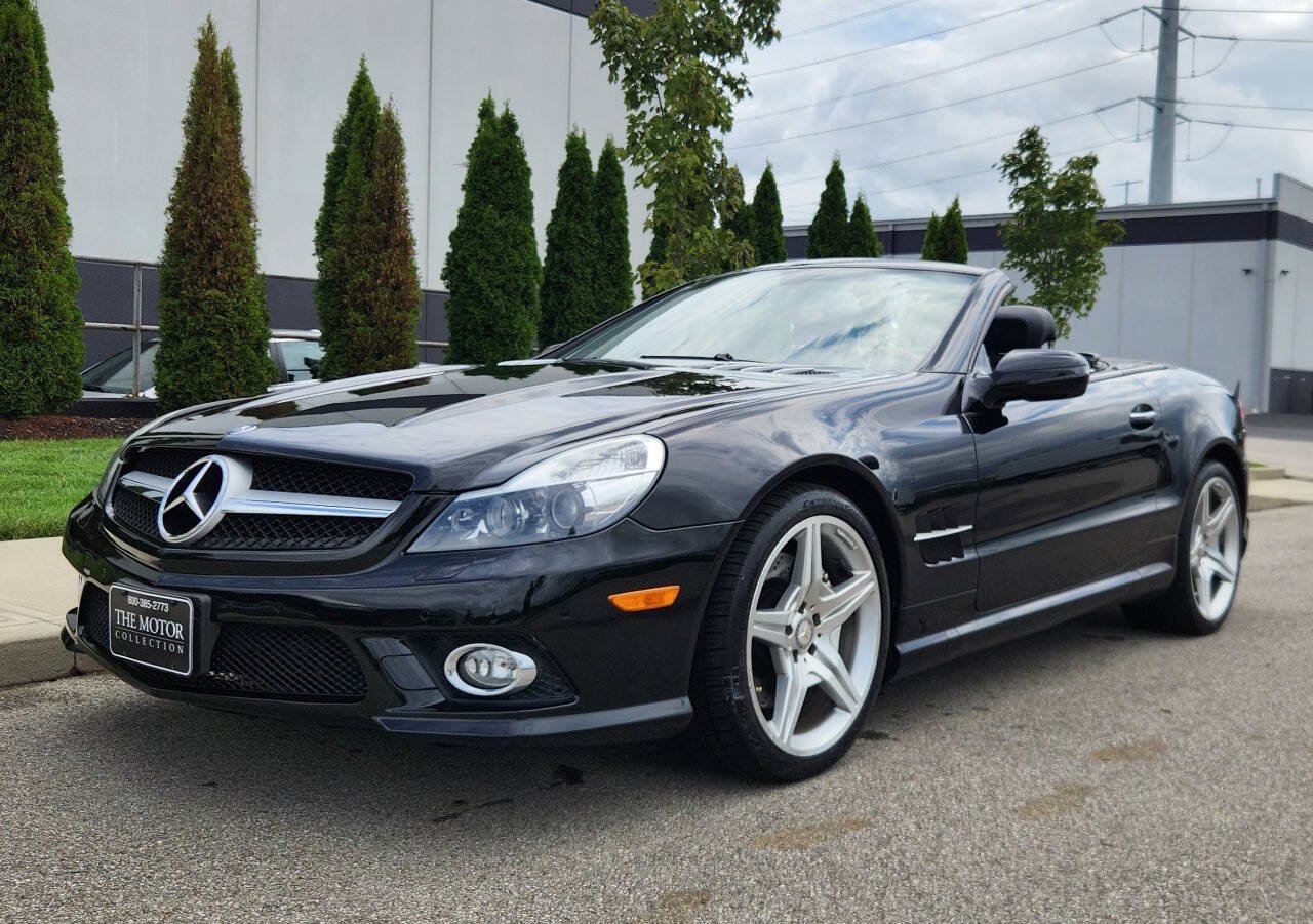 Used 2011 Mercedes-Benz SL 550 image 1