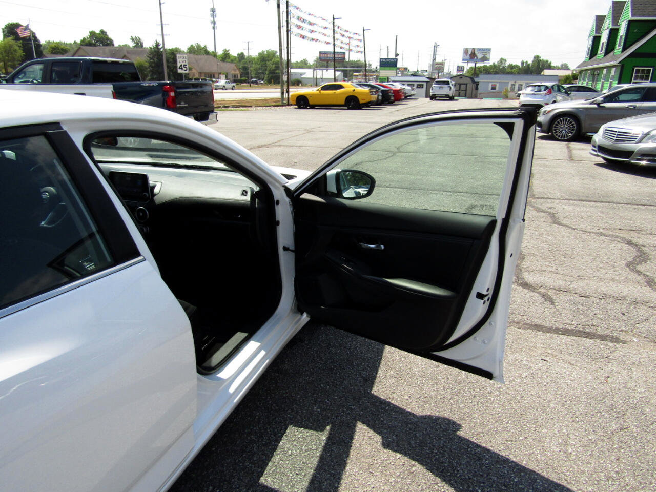 Used 2022 Nissan Sentra SV image 23
