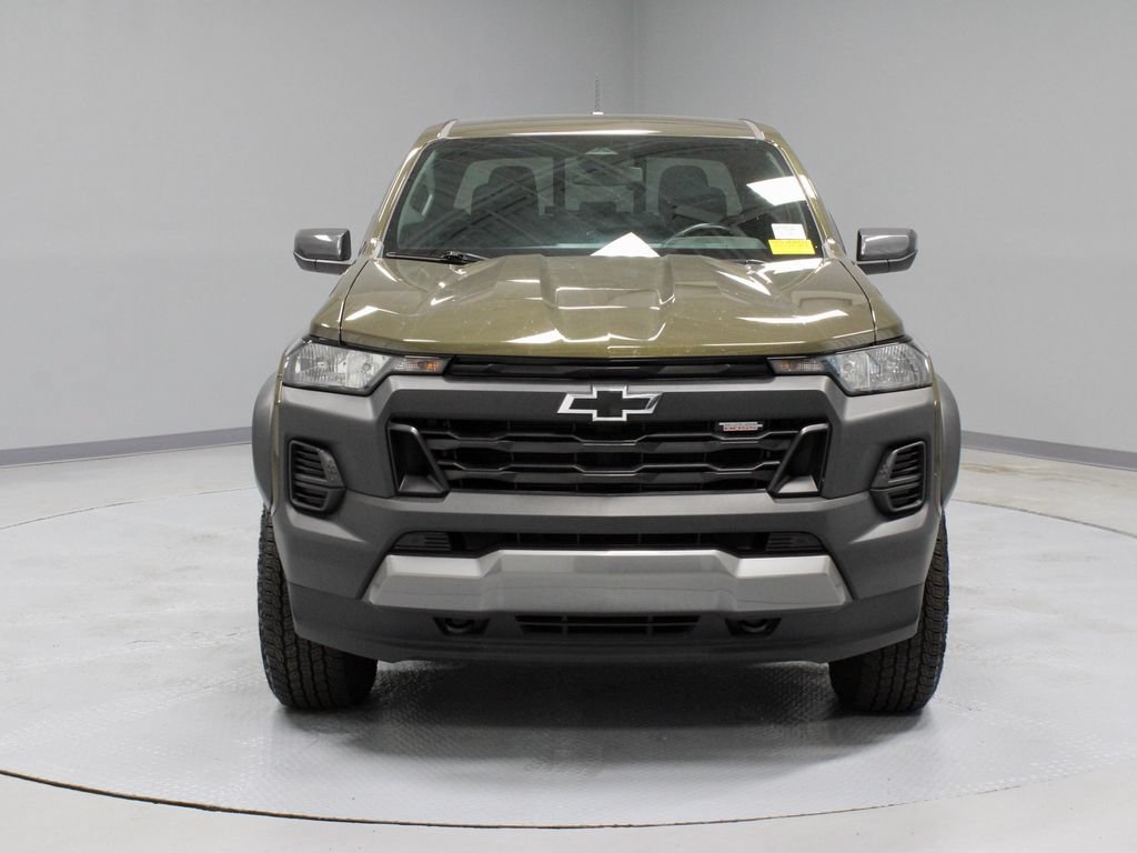 Used 2025 Chevrolet Colorado Trail Boss AWD/4WD image 8