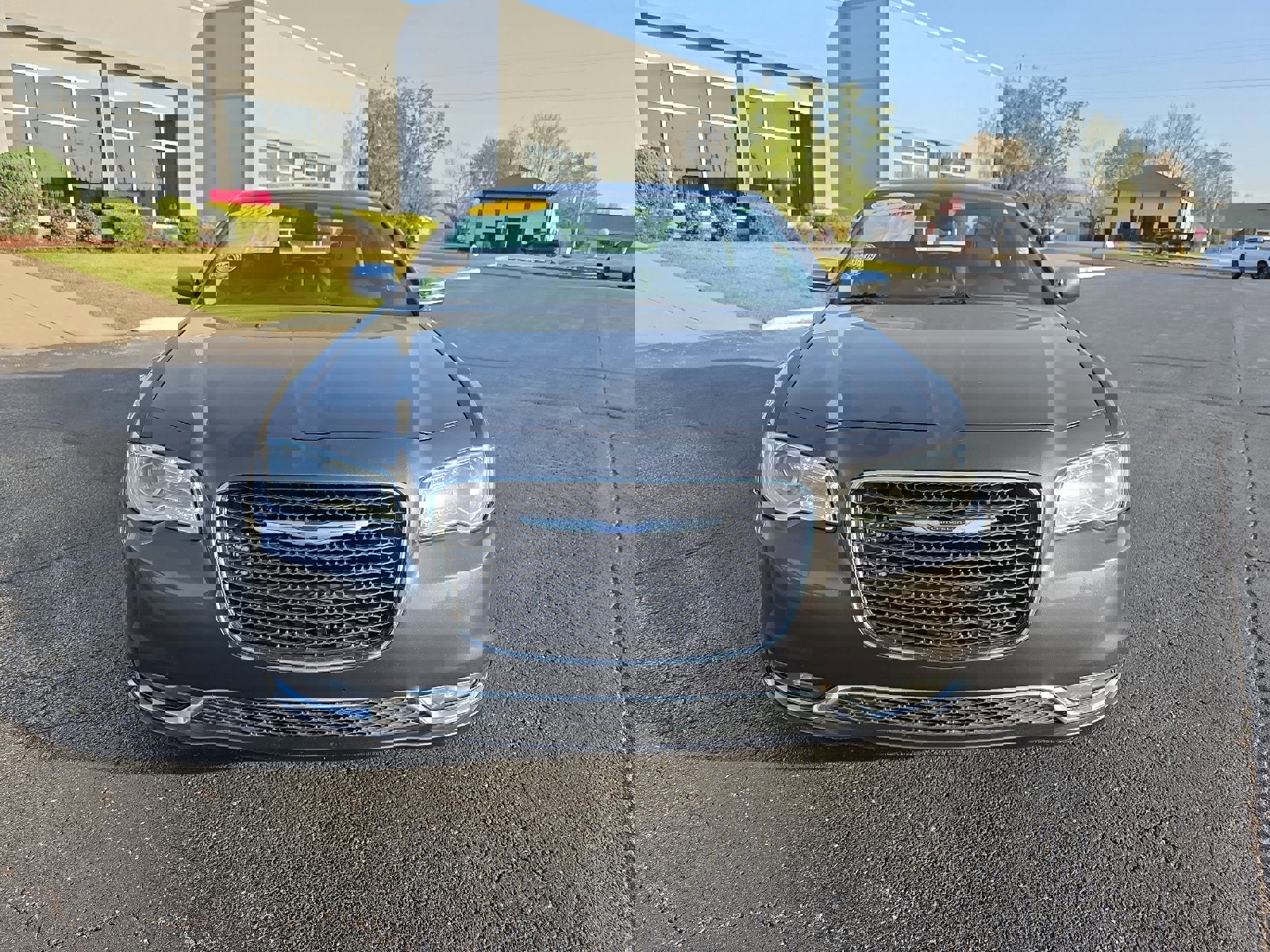 Used 2019 Chrysler 300 Limited image 3