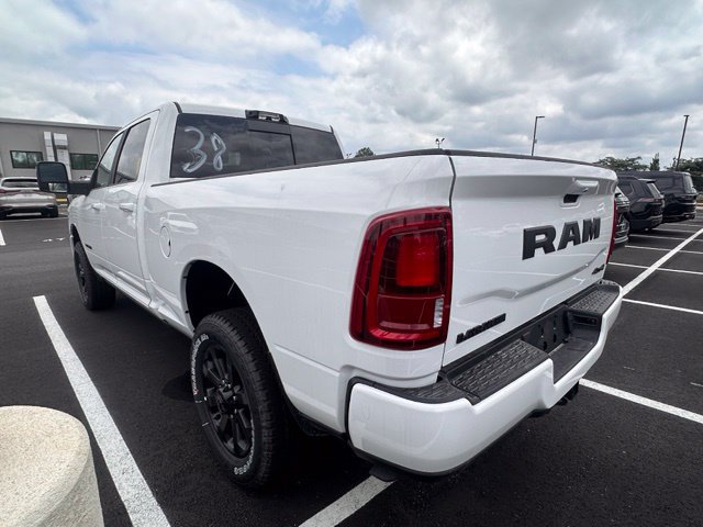 New 2026 RAM 2500 Laramie AWD/4WD image 4