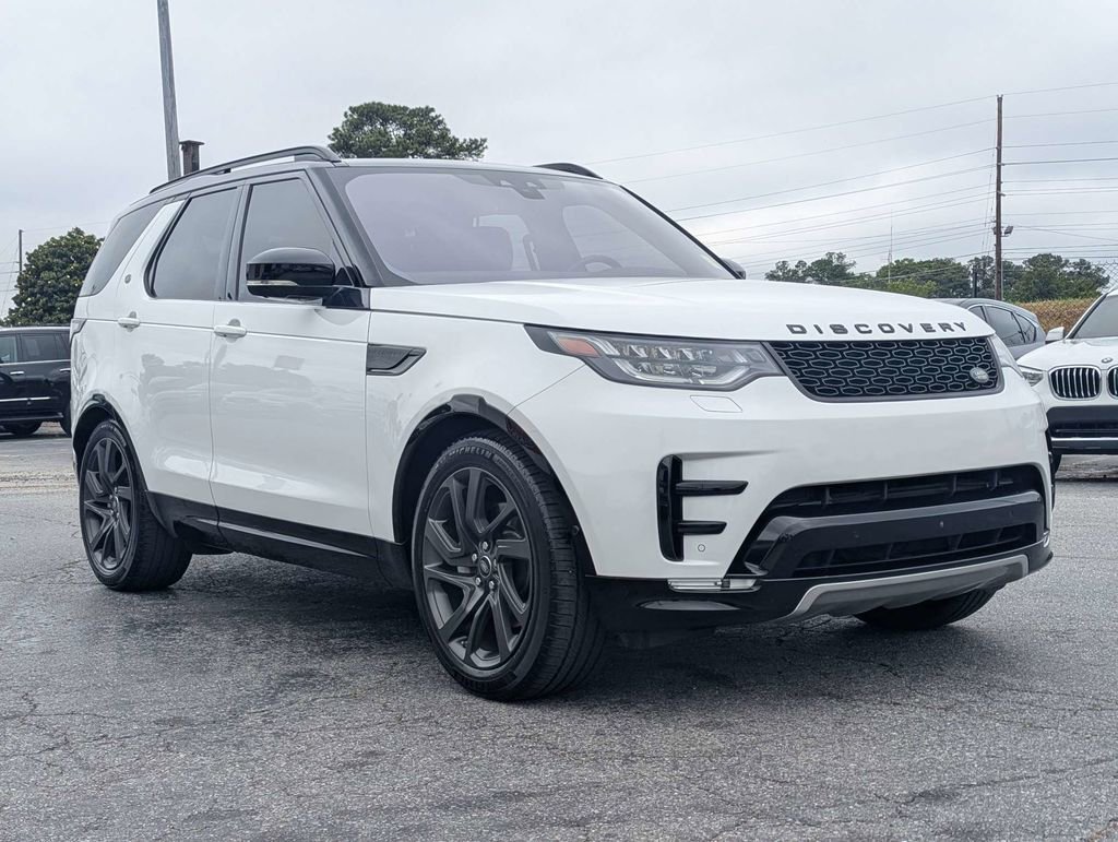 Used 2018 Land Rover Discovery HSE AWD/4WD image 3