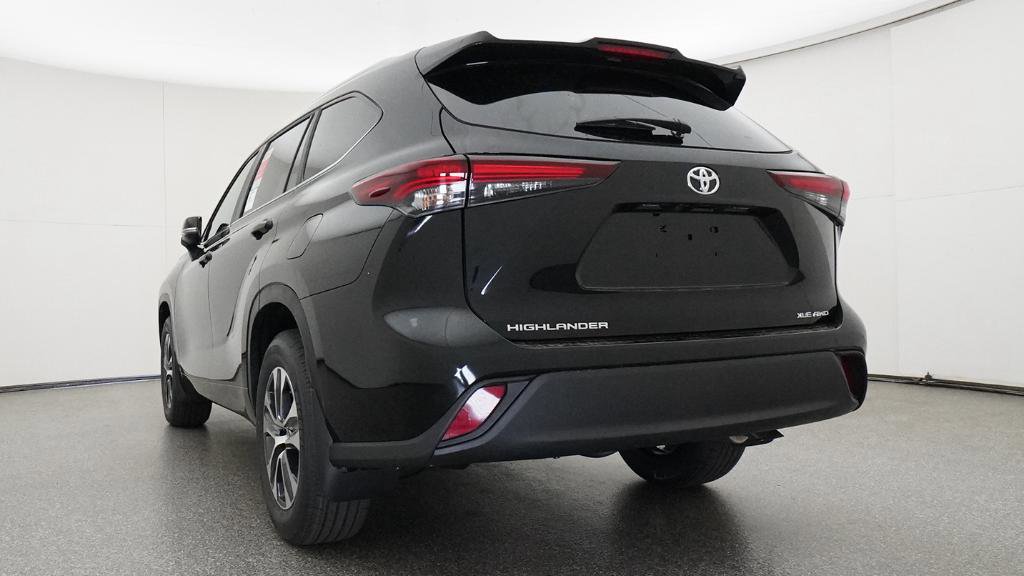 New 2026 Toyota Highlander XLE image 23