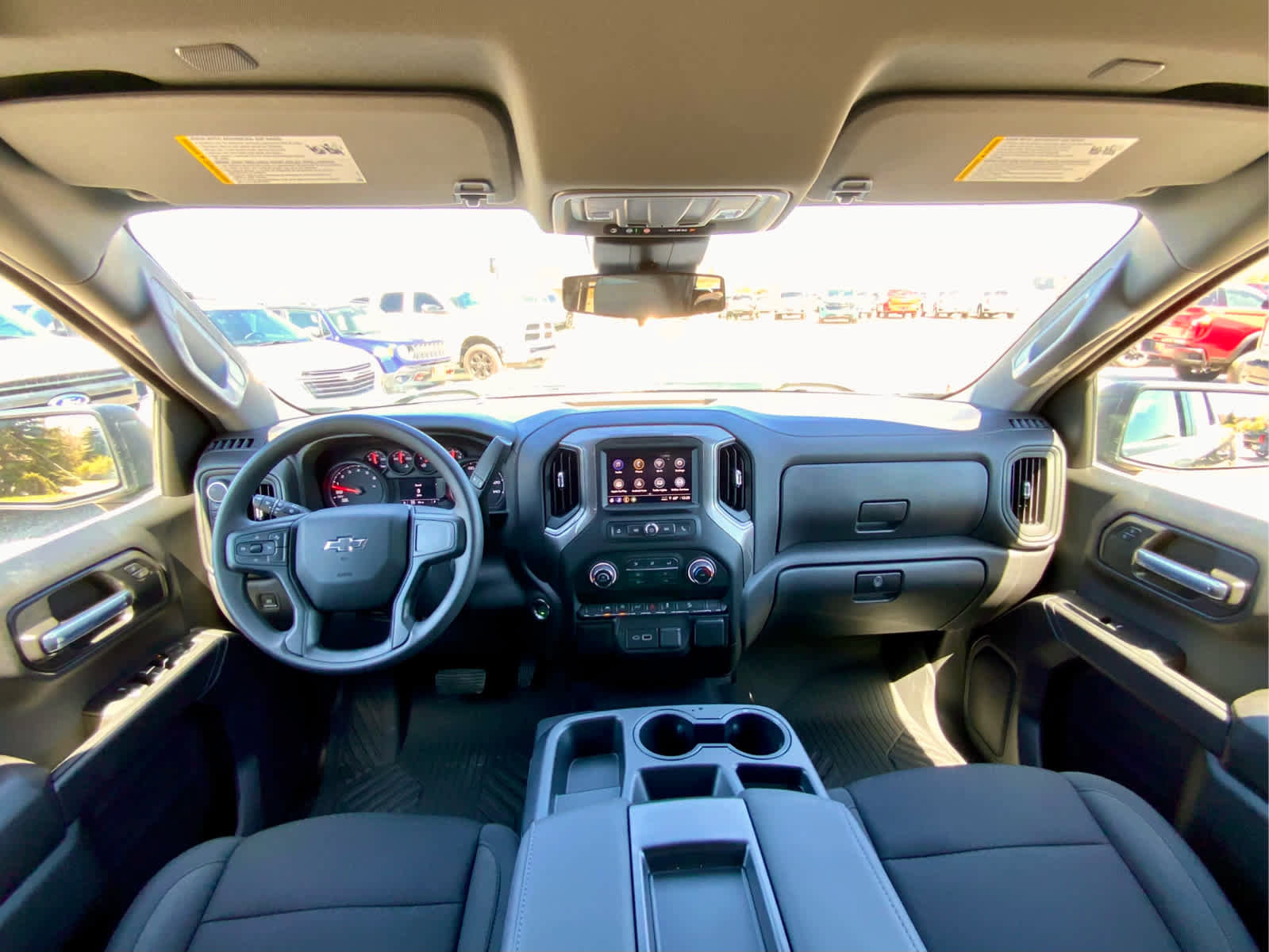 New 2026 Chevrolet Silverado 1500 Custom Trail Boss w/ LPO, Dark Essentials Package AWD/4WD image 32