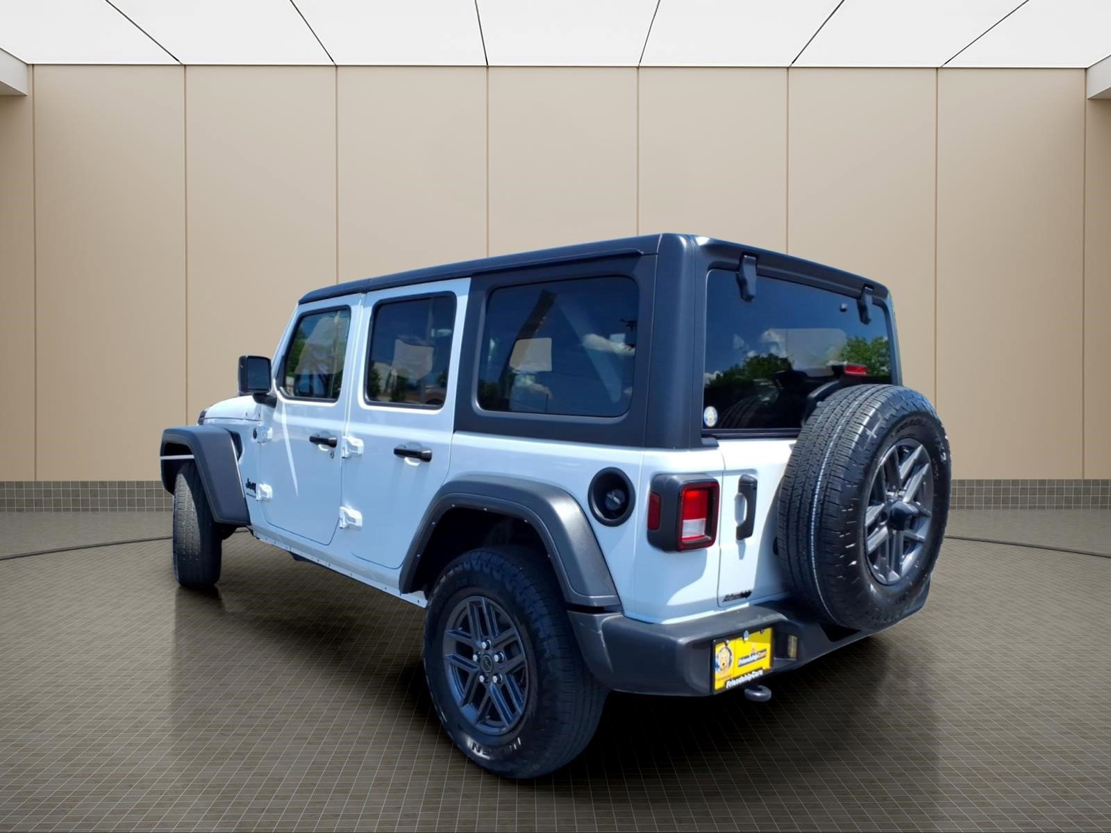 Used 2024 Jeep Wrangler Unlimited Sport AWD/4WD image 13
