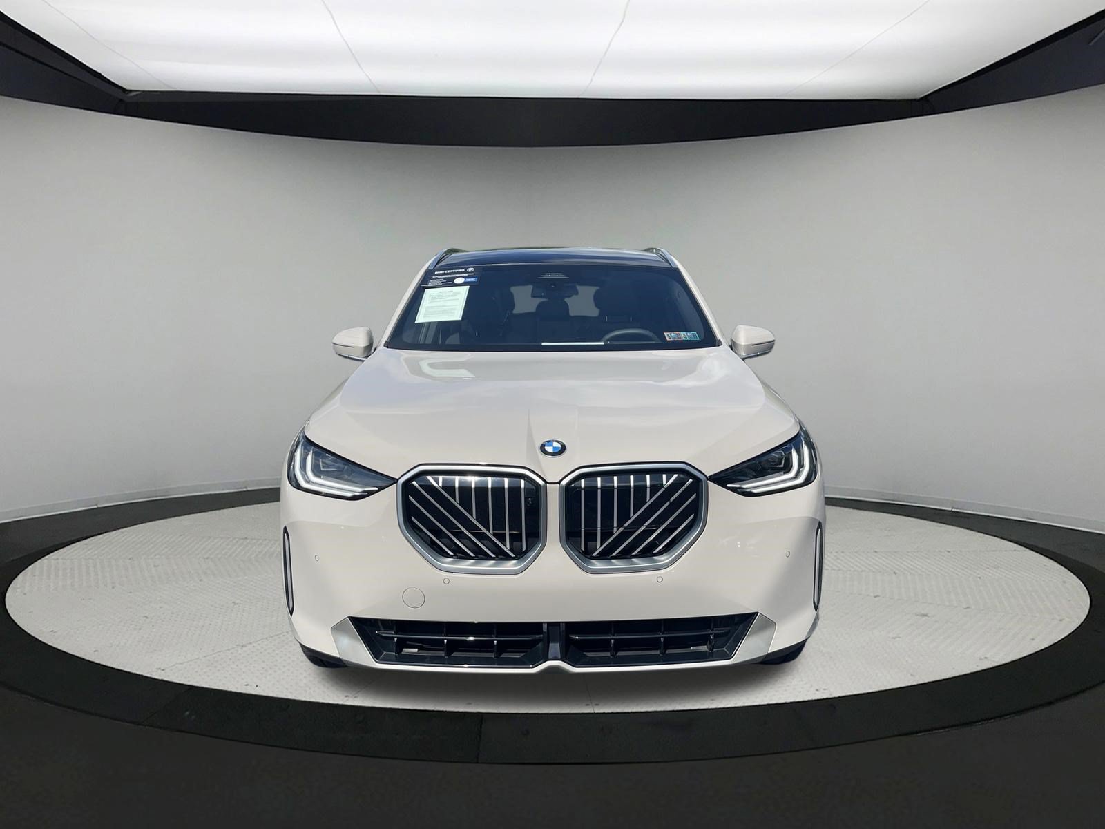 Certified 2025 BMW X3 xDrive30i w/ Premium Package AWD/4WD image 2