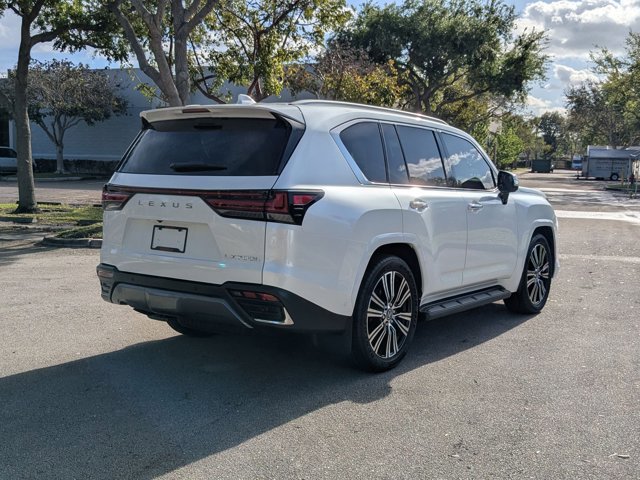 New 2026 Lexus LX 700h Luxury video 2