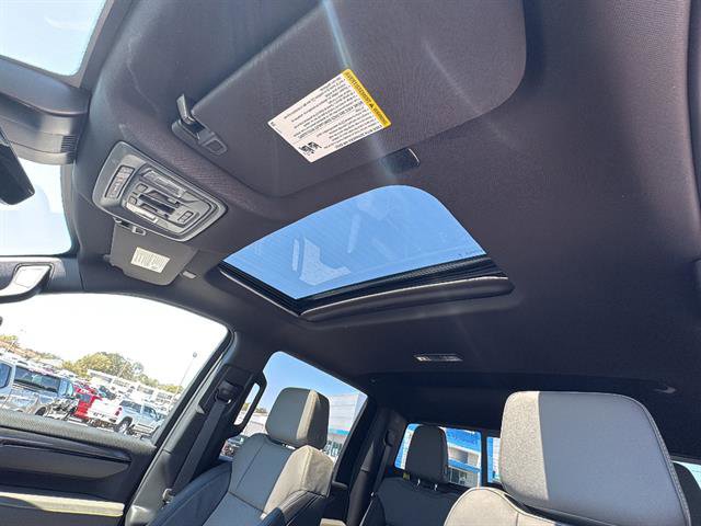 New 2026 Chevrolet Silverado 2500 ZR2 w/ LPO, Dark Essentials Package image 28
