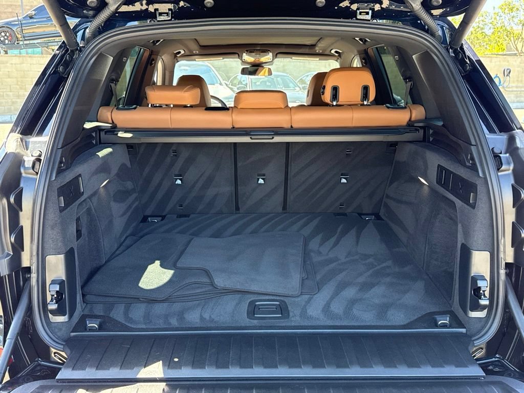 Used 2026 BMW X5 sDrive40i w/ M Sport Package RWD image 16