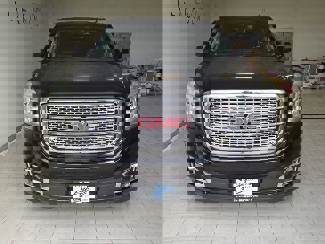 Used 2015 GMC Yukon XL SLT w/ Open Road Package image 2