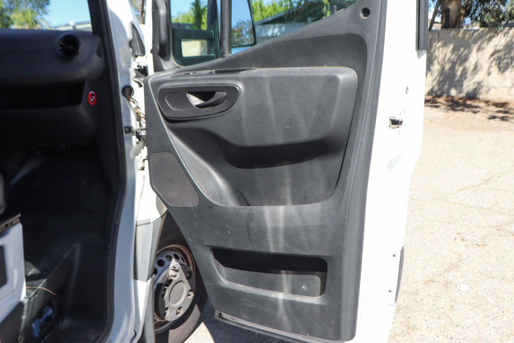 Used 2019 Freightliner Sprinter 3500 RWD image 39