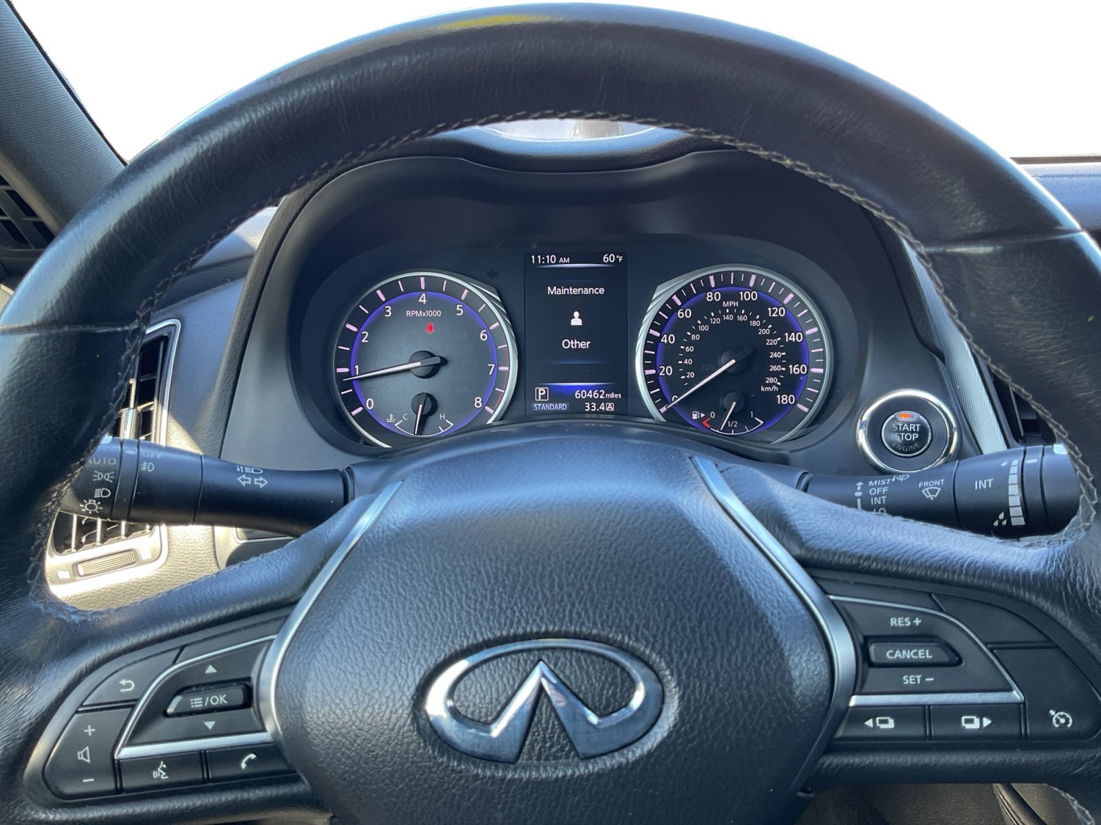 Used 2017 INFINITI Q60 2.0t w/ Moonroof Package RWD image 12