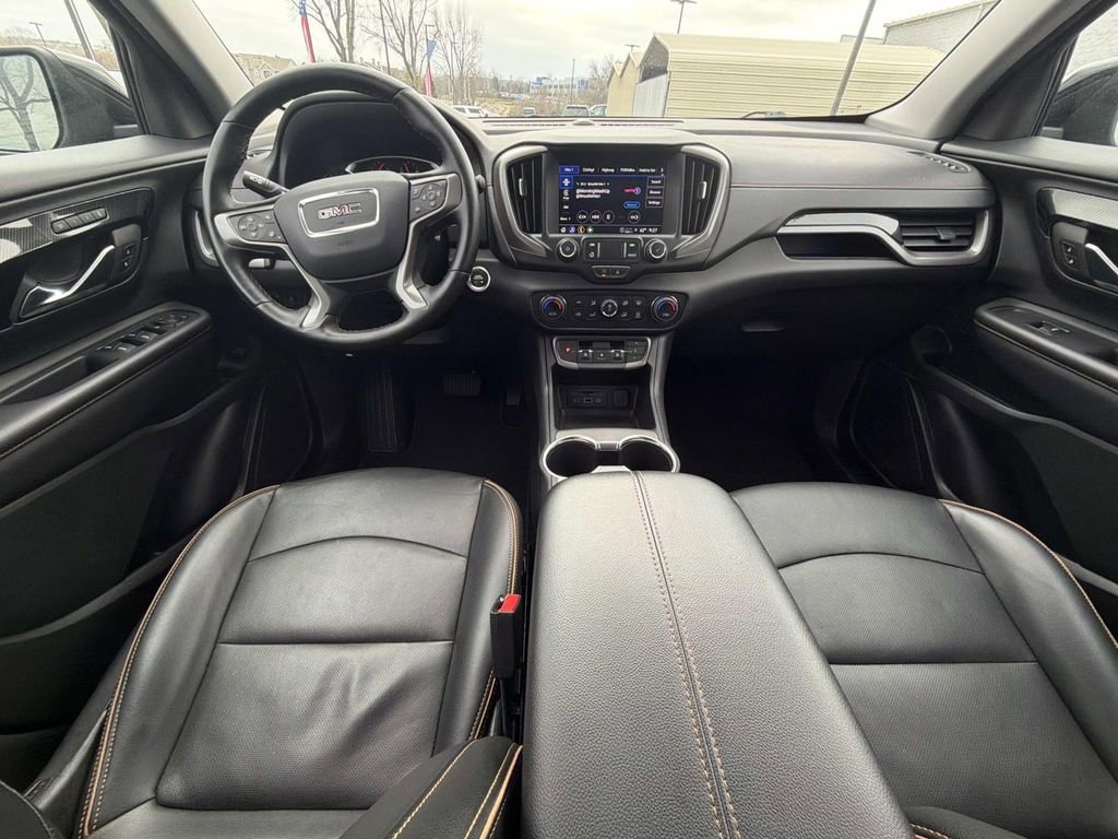 Used 2023 GMC Terrain AT4 image 18