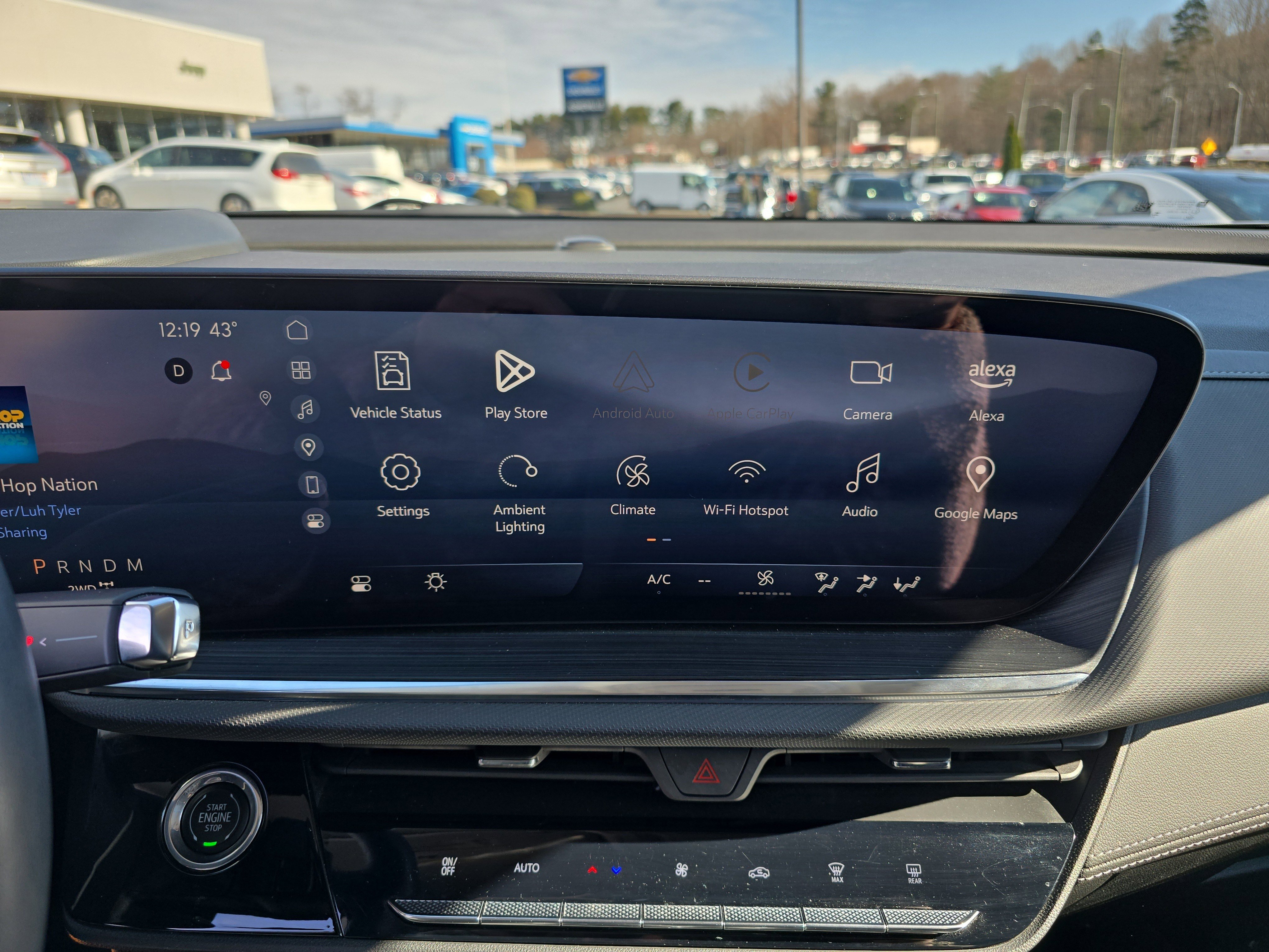 Used 2025 Buick Envision Preferred image 27