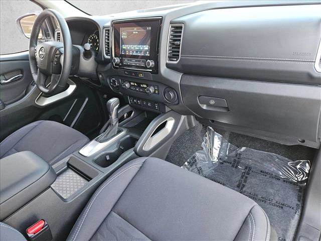 Certified 2024 Nissan Frontier SV w/ Hardbody Edition image 25
