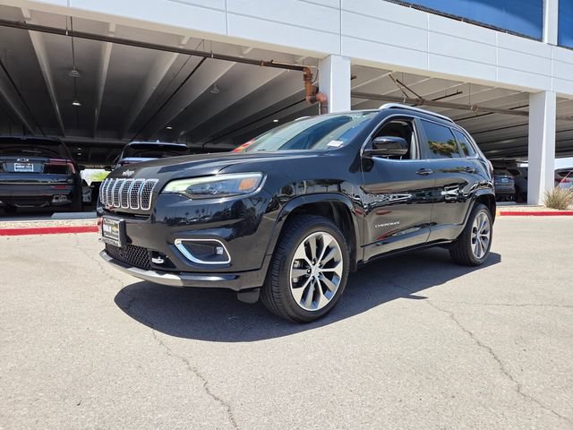 Used 2019 Jeep Cherokee Overland w/ Technology Group AWD/4WD image 2