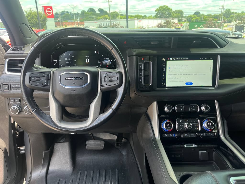Used 2022 GMC Yukon Denali AWD/4WD image 22