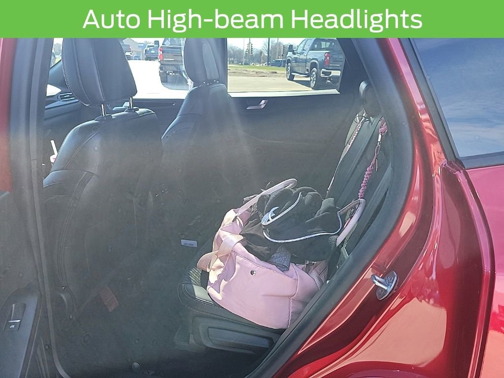 Used 2025 Ford Escape ST-Line w/ Cold Weather Package image 27