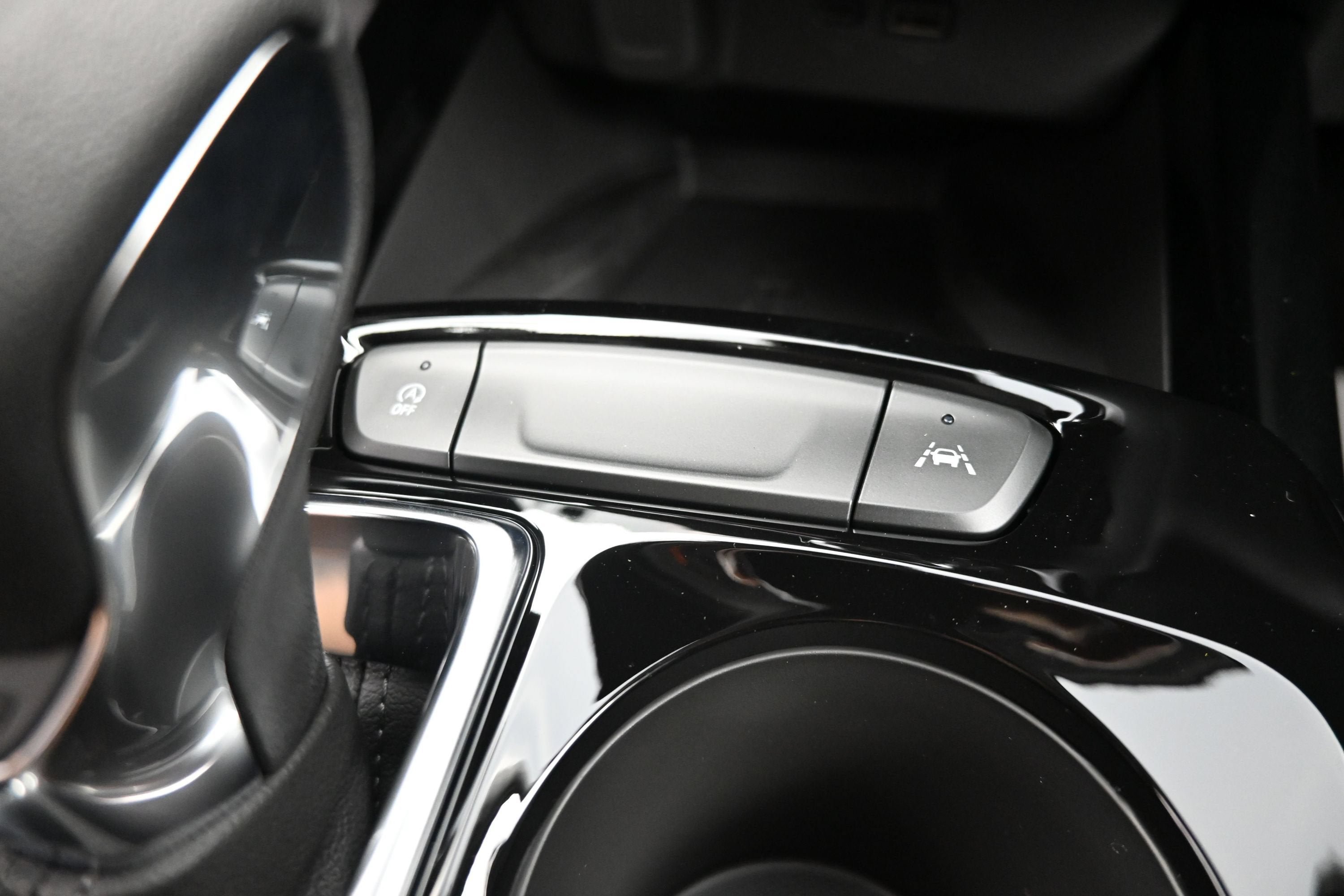 New 2026 Chevrolet Trax LT w/ Sunroof Package FWD image 23