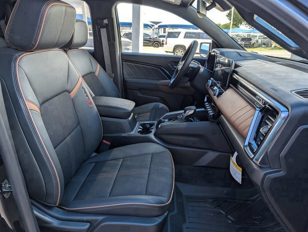 New 2026 GMC Canyon AT4 AWD/4WD image 51