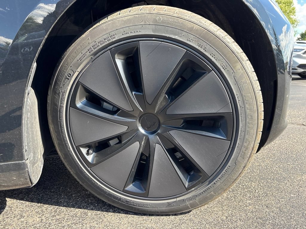 Used 2025 Tesla Model 3 Long Range RWD image 4