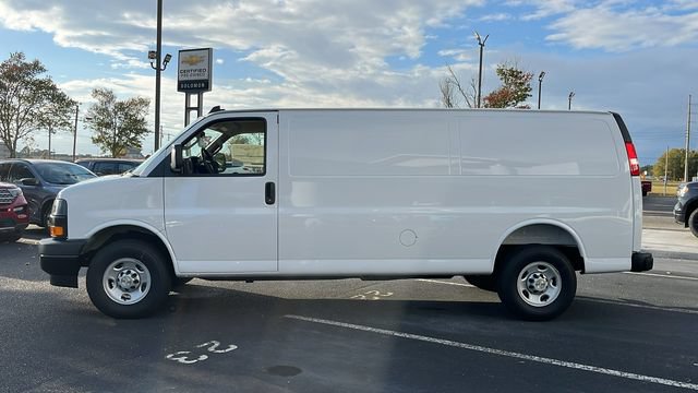 New 2025 Chevrolet Express 2500 Extended w/ Safety Package RWD image 4