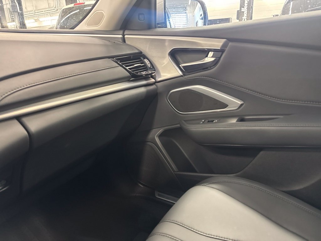 Used 2024 Acura RDX SH-AWD image 19