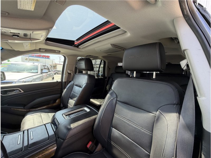 Used 2016 GMC Yukon Denali w/ Open Road Package AWD/4WD image 19