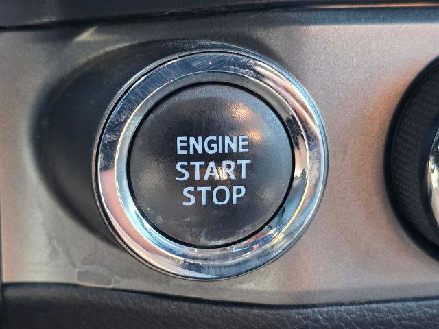 Used 2019 Toyota Tacoma TRD Off-Road AWD/4WD image 24