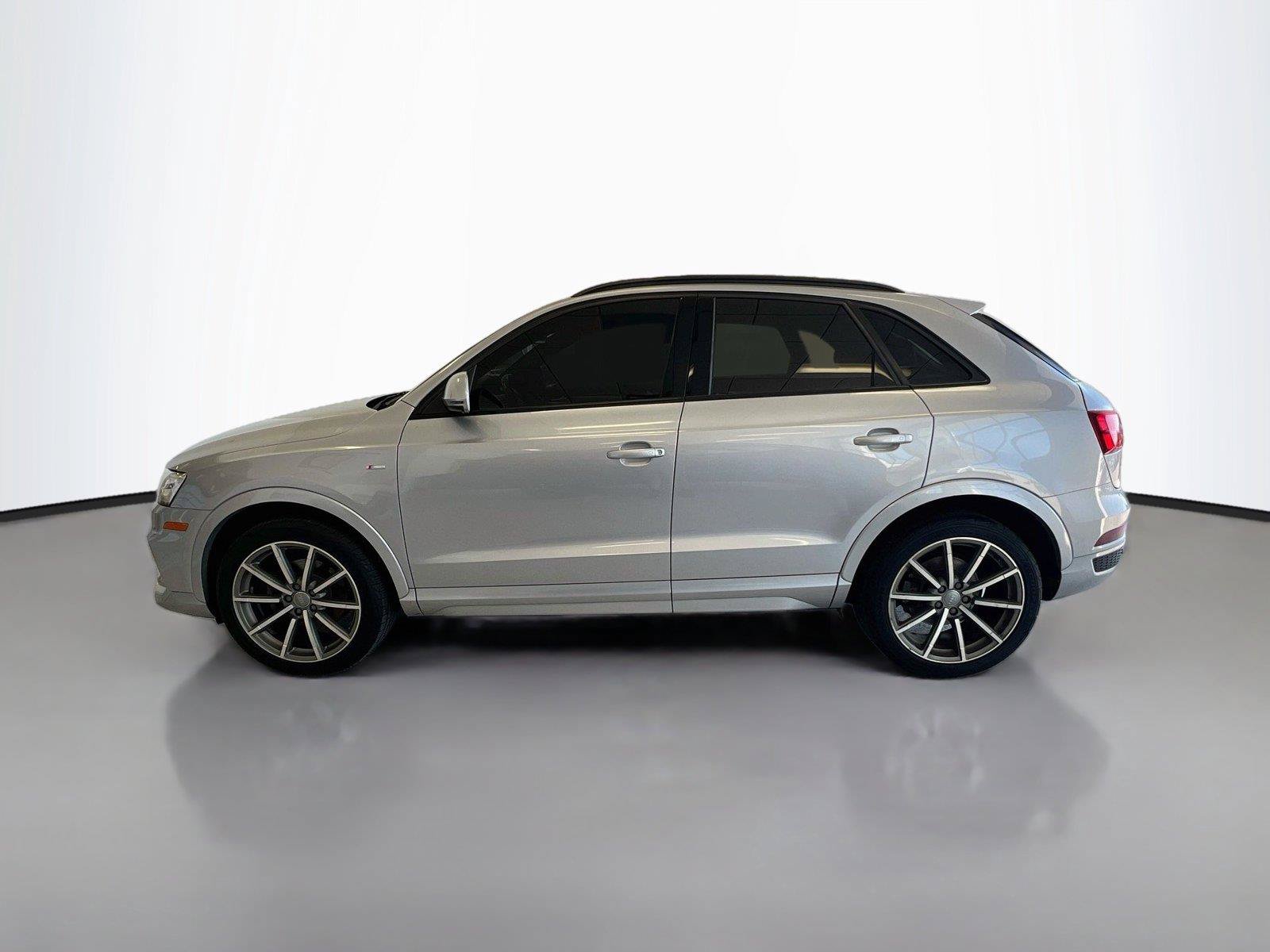 Used 2018 Audi Q3 2.0T Premium Plus w/ Premium Plus Package AWD/4WD image 8
