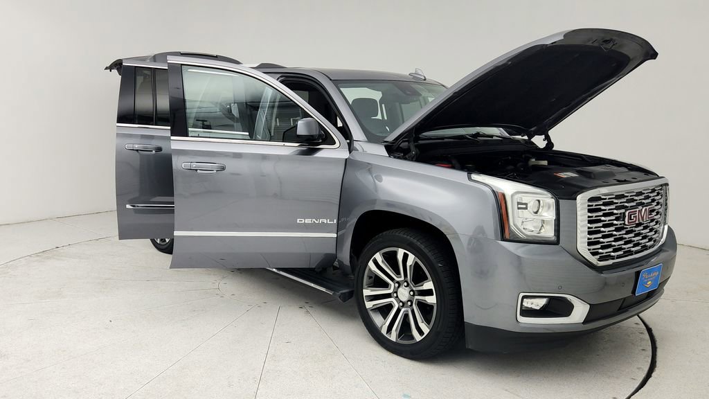 Used 2020 GMC Yukon XL Denali w/ Open Road Package RWD image 10