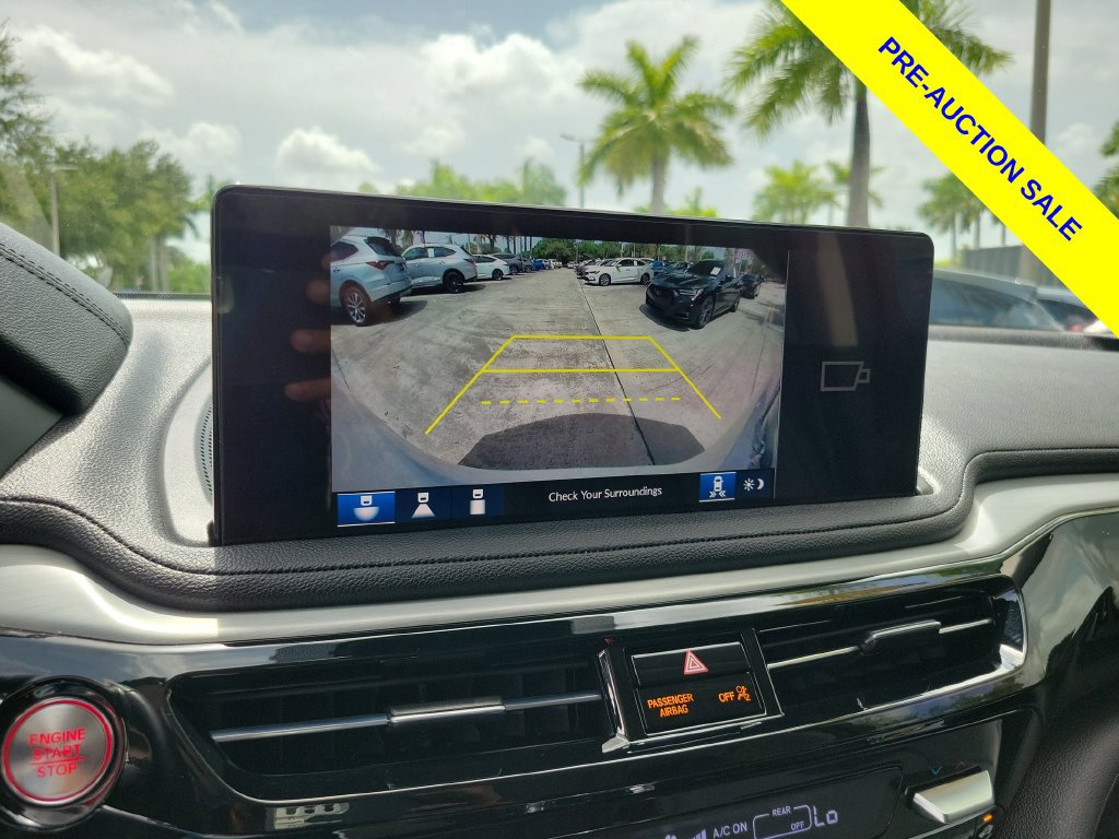 Used 2025 Acura MDX FWD image 29