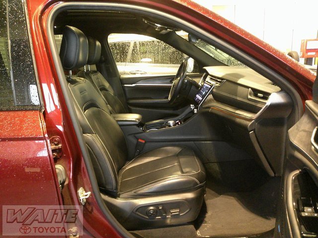 Used 2022 Jeep Grand Cherokee L Overland image 30