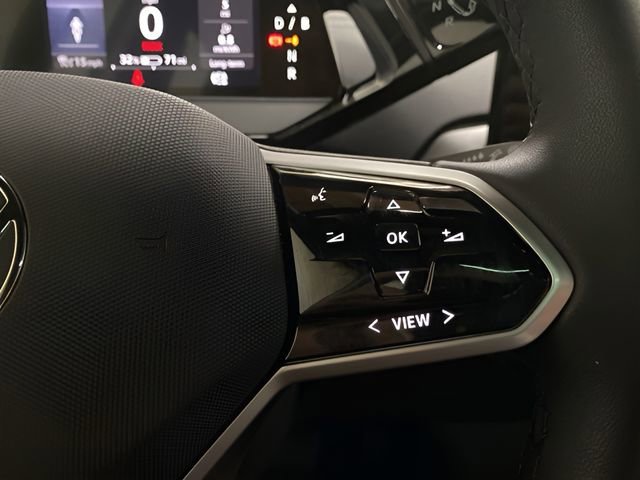 Used 2023 Volkswagen ID.4 Pro S image 32