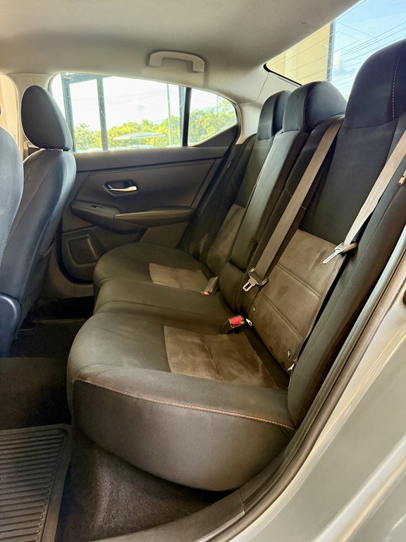 Used 2024 Nissan Sentra SR FWD image 17