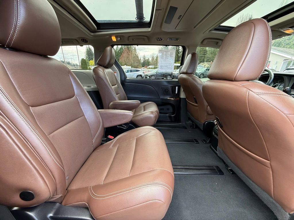 Used 2020 Toyota Sienna Limited Premium AWD/4WD image 16