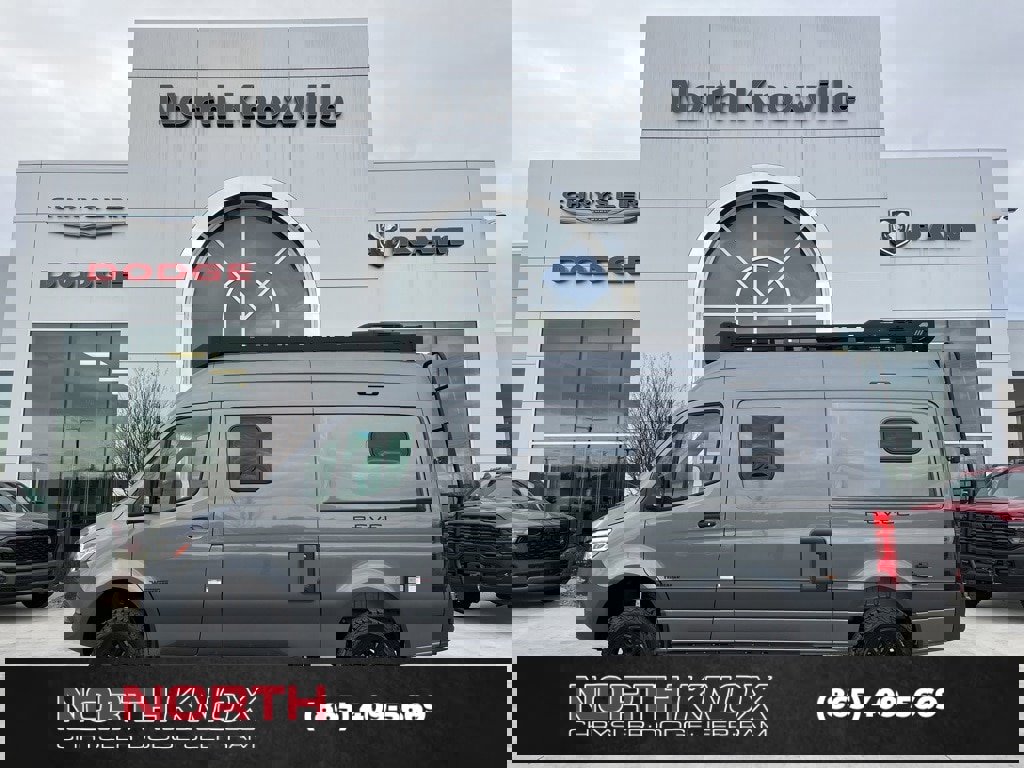 Used 2023 Mercedes-Benz Sprinter 144 Cargo image 2