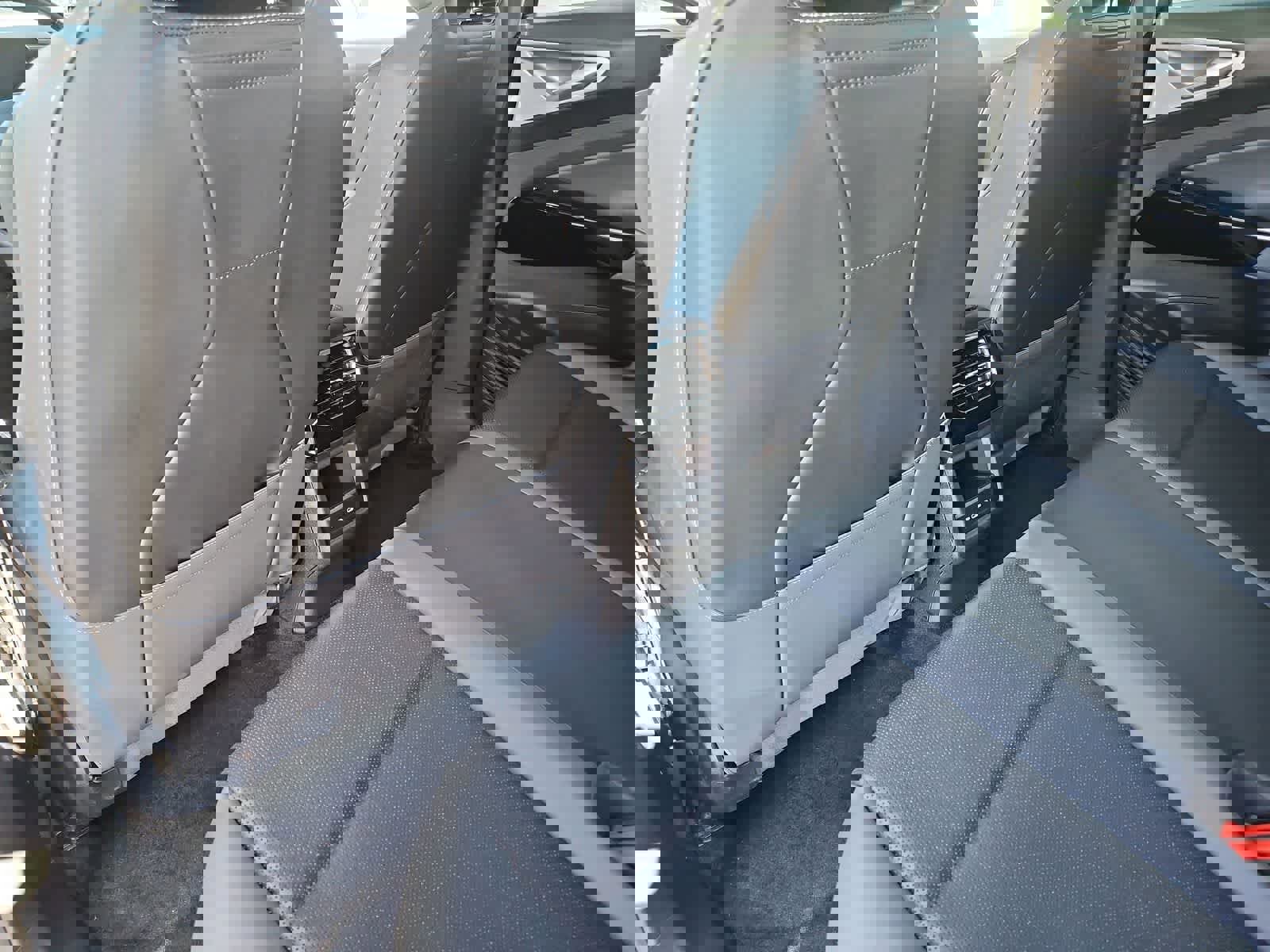 Used 2023 Volkswagen ID.4 S image 17