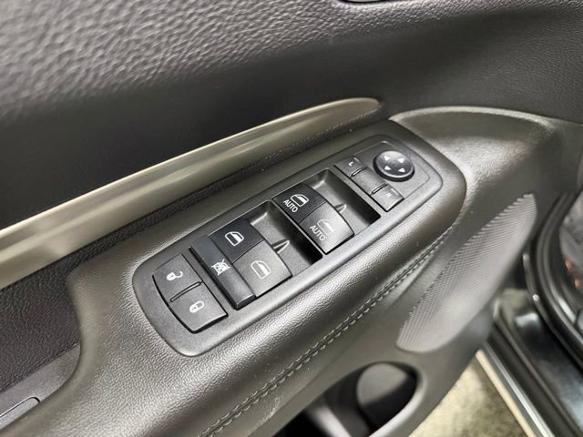 Used 2019 Dodge Durango SXT AWD/4WD image 19