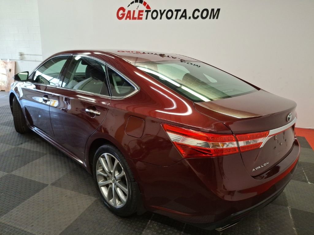 Used 2014 Toyota Avalon XLE Touring image 10
