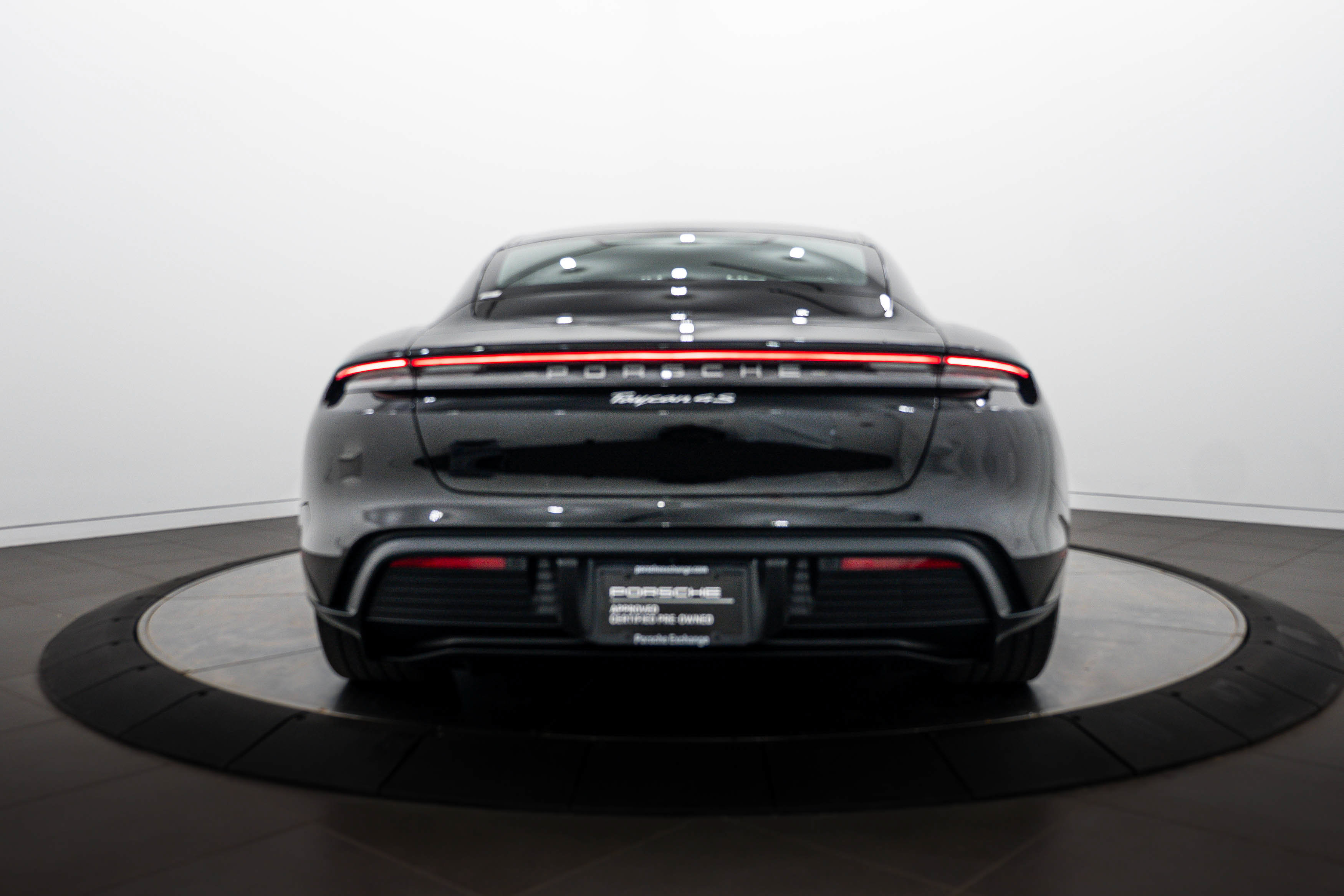 Certified 2022 Porsche Taycan 4S AWD/4WD image 6