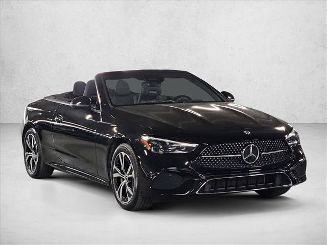 Used 2025 Mercedes-Benz CLE 300 4MATIC Cabriolet image 3