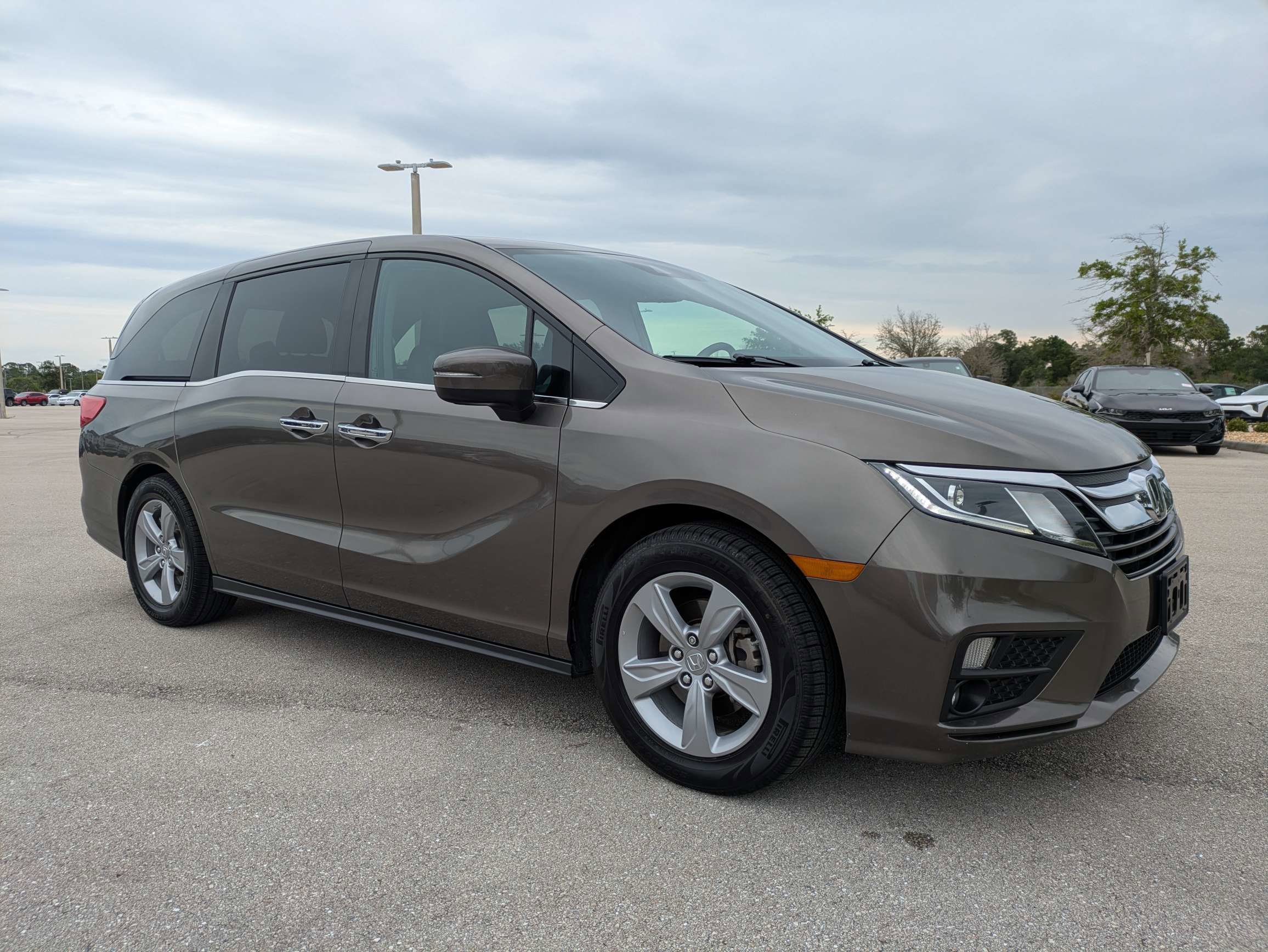 Used 2020 Honda Odyssey EX-L image 2